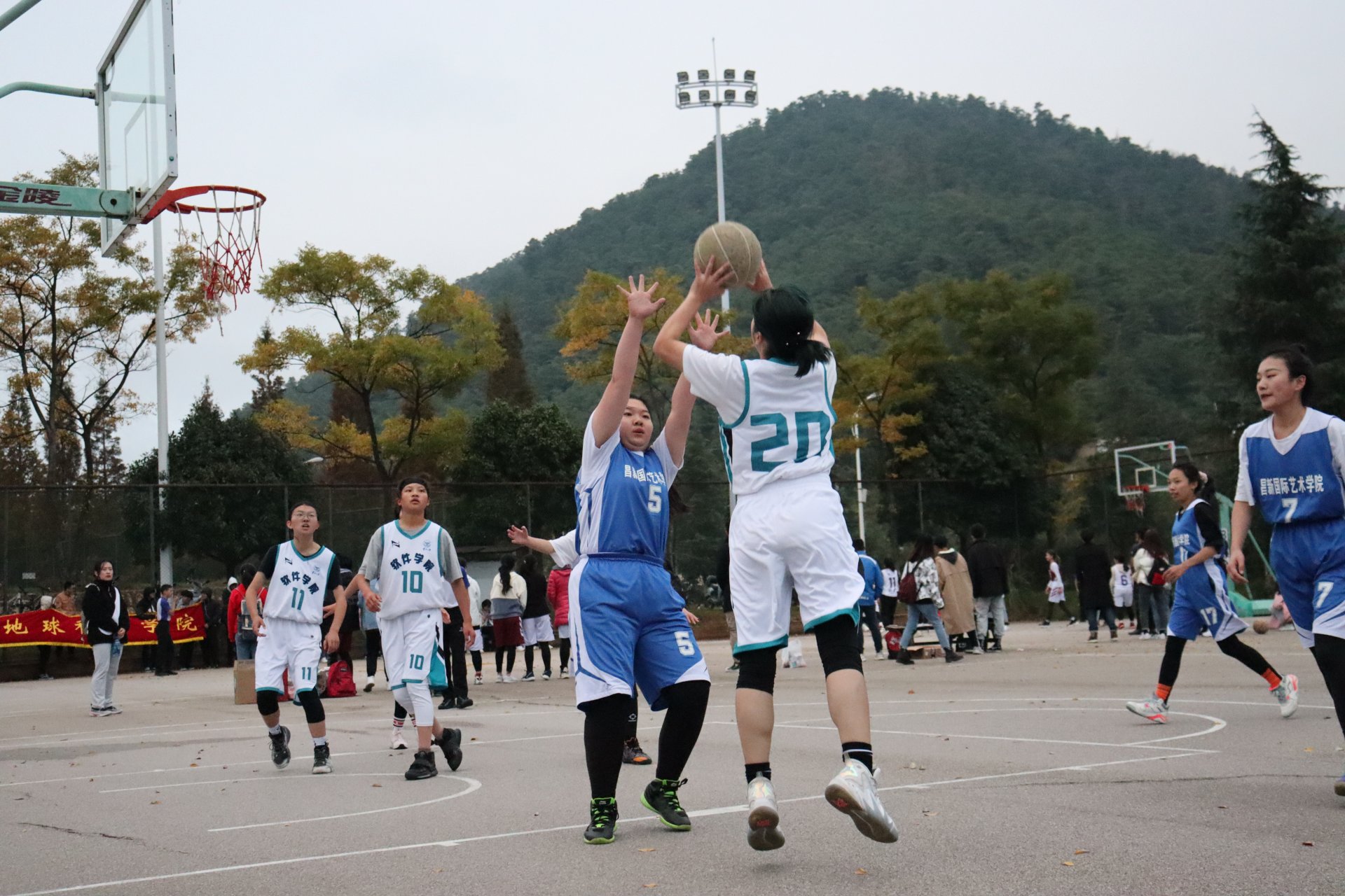 7的比分大胜对手
