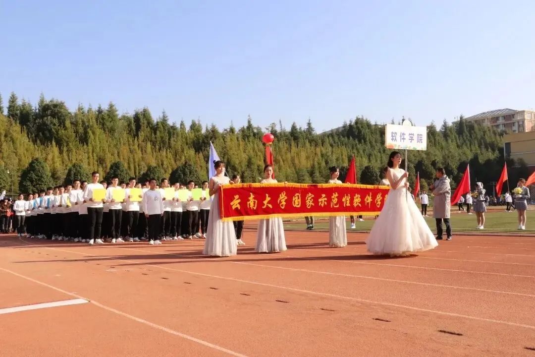 响亮枪声